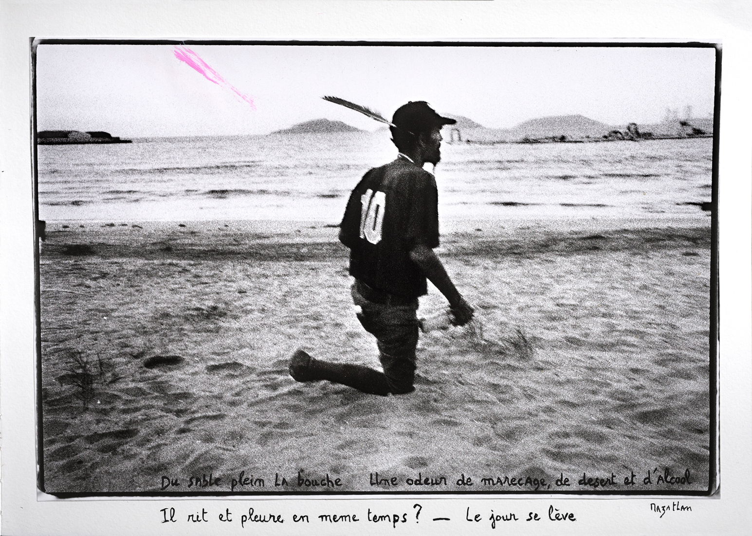 Homme sur une plage de Mazatlan/Mexique, au petit matin
